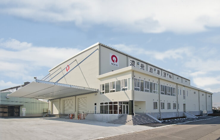 物流施設の写真