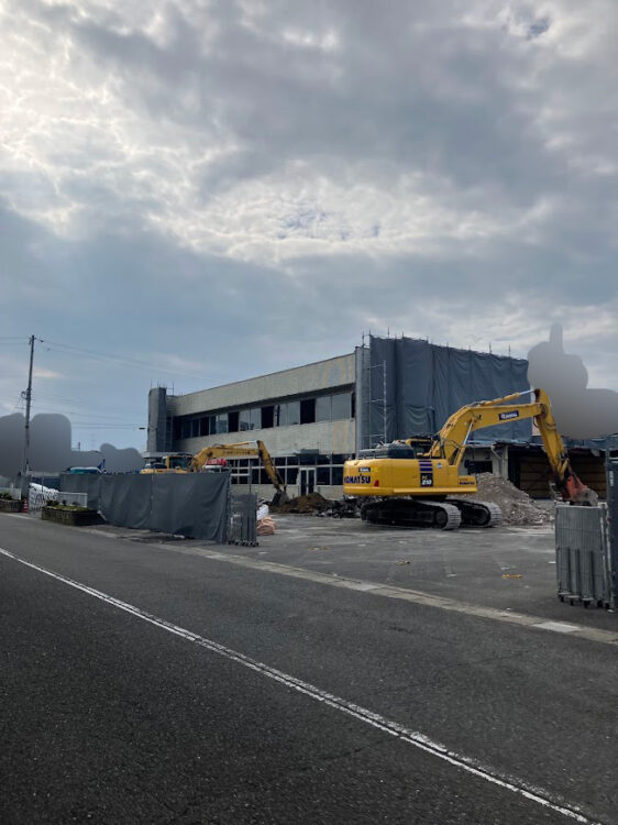 本社解体進捗状況